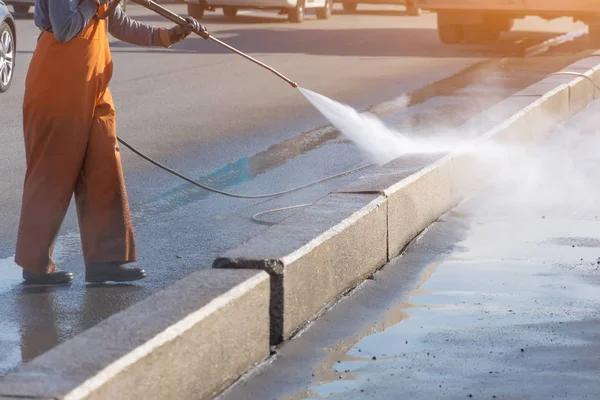 Understanding the Difference Between Power Washing and Soft Washing
