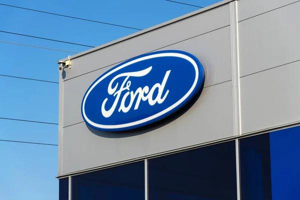 Find the Right Ford Dealership in Wisconsin for Quality Cars and Service